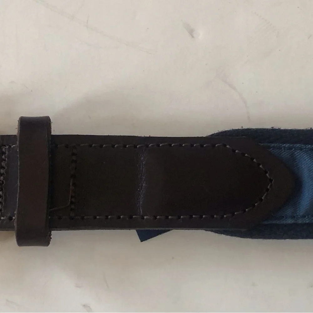 Vineyard Vines Canvas Club Boys Belt , Size 24, Brass Hardware W/Leather Ends